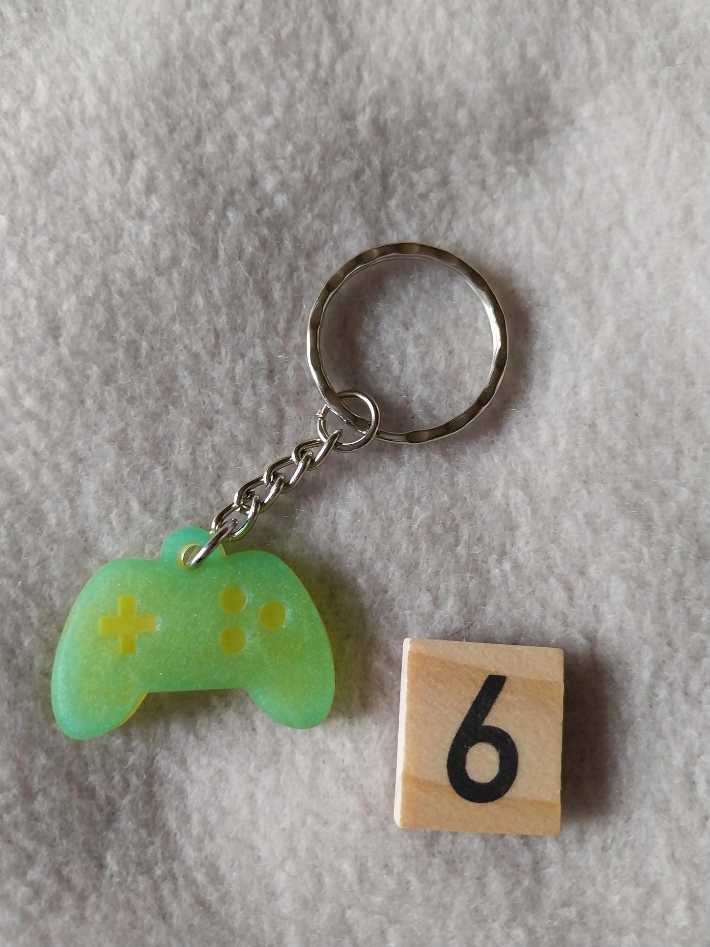 Porte-clefs manette de jeu